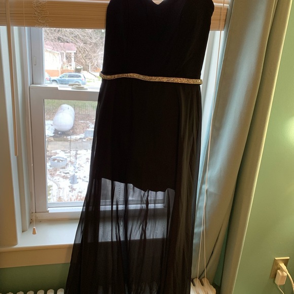 Black Prom Dress - Picture 7 of 8